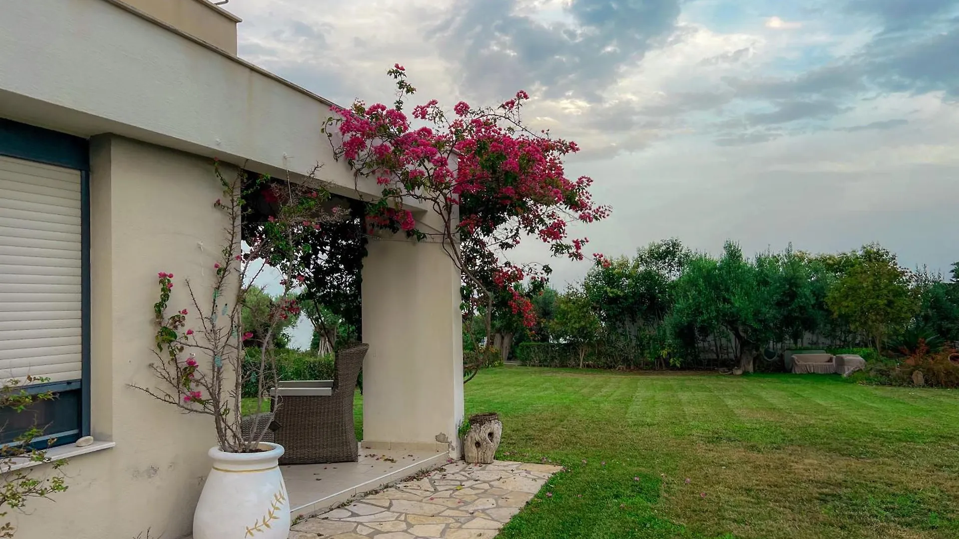 Villa Vana Possidi